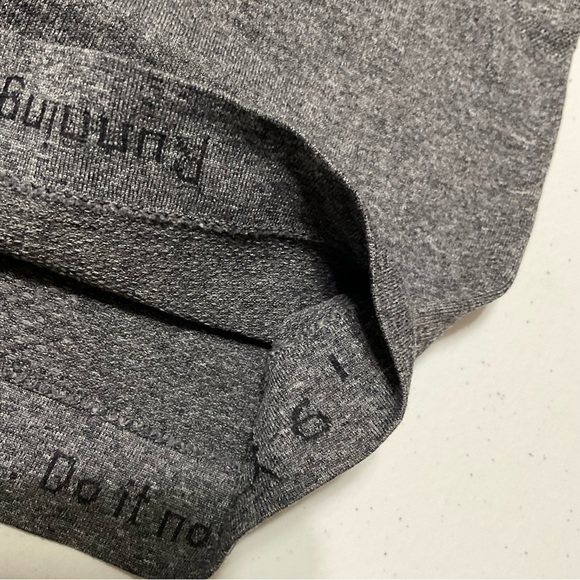 Lululemon Tank Top Size 6 - Picture 4 of 8